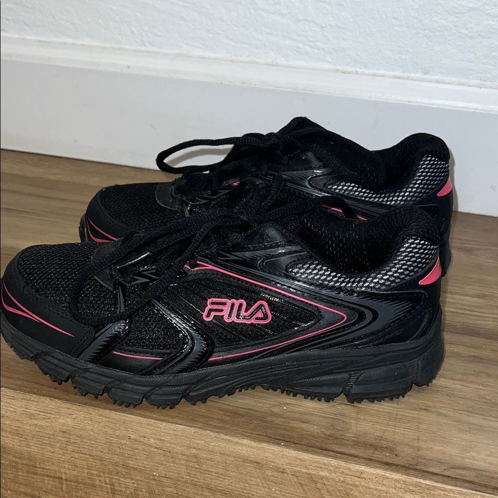 Fila Black/Pink Steel Toe Memory Reckoning 8 Work Sneakers Shoes. Size 8.